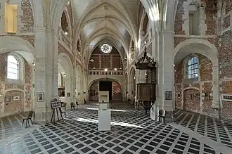 La nef.