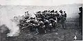 Fusiliers marins à l'exercice, photographie publiée dans la revue Portuguesa, 27 mai 1907.