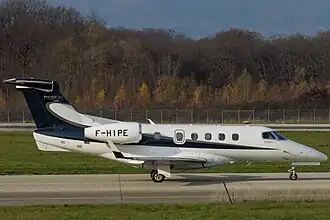 Embraer EMB 505Phenom 300 E55P immatriculé F-HIPE