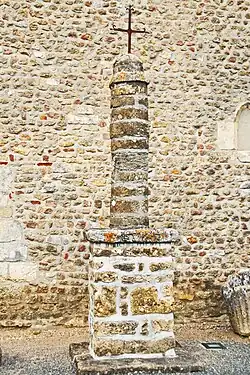 La stèle, en 2010.