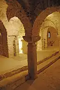 Absides et voûtes d'arêtes.