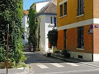 Rue des Glycines.