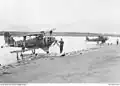 Deux F1M2 endommagés à Rekata Bay&nbsp;(en), mars 1944