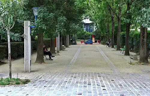 Une vue du square.