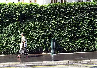 Fontaine.