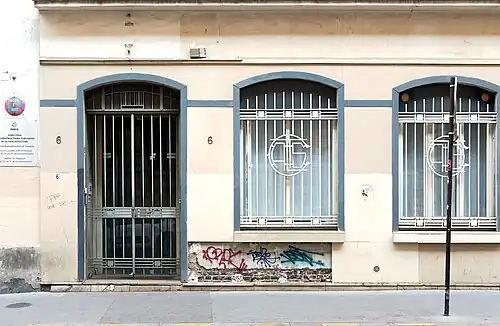 Le n°6.