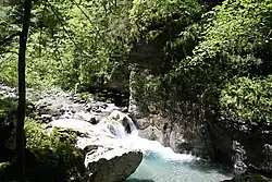 La rivière.