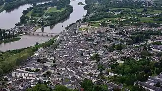 L'île Saint-Jean (en haut à gauche).