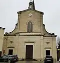 Façade de l'église de Saint-Genis.