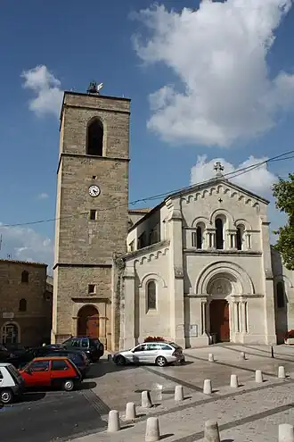 Façade occidentale et clocher.