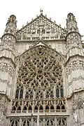 Arcs en cloche de la claire-voie, Beauvais (1499-1532).
