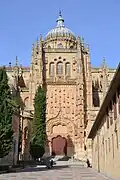 La façade sud (Vieille cathédrale).
