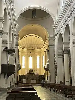 La nef centrale.