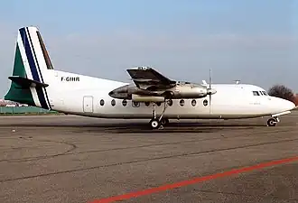 F-27 F-GIHR d'Uni-Air à Stuttgart-Echterdingen en 1990