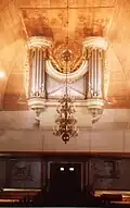 La façade de l'orgue de Risberg à Tjällmo.