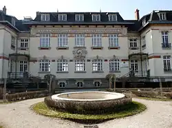 L'école nationale d'osiériculture et de vannerie (ENOV).