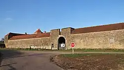 Ferme fortifiée.