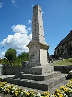 Monument aux morts.
