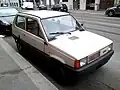 Fiat Panda 30 (vue de face : logo Fiat à droite)