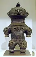 « Dogū aux lunettes de neige » à décor entrelacé. 1000-400. Musée Guimet.