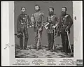Le fils de Wolfred Nelson en tenue militaire. De gauche à droite: Charles, Horace, Arthur et Walter.