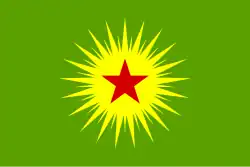 Drapeau du KCK (2007, 2005 sous le nom de KKK).