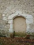 l'ancienne porte latérale.