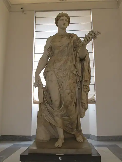 Flore Farnèse.