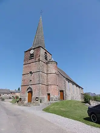 L'église fortifiée Saint-Martin.