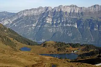 Seebenalp avec vue sur le Walensee.