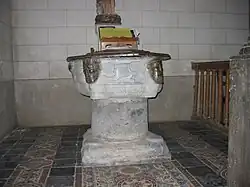 Fonts baptismaux.