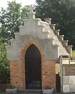 Une chapelle.