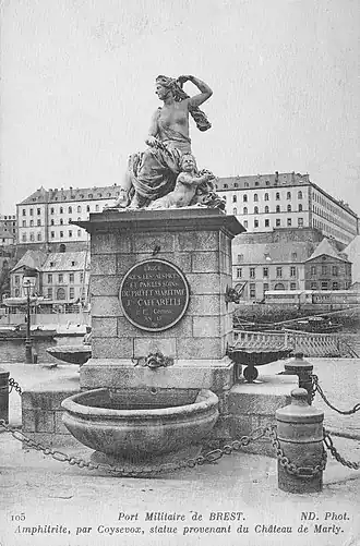 Le triomphe d'Amphitrite d'Antoine Coysevox, donné à la ville de Brest en 1801,.