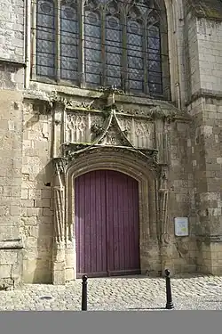 Portail Ouest.