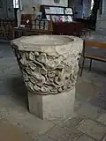 Fonts baptismaux du XIIIe&nbsp;siècle.