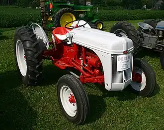 Tracteur Ford série N