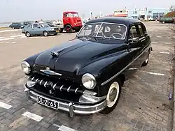 Ford V8 Vedette (1952).