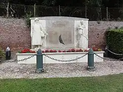 Monument aux morts.