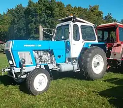 Tracteur ZT 300.
