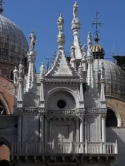 Arc Foscari.