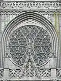Rosace et galeries de la façade principale.