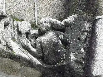 La fée Mélusine, emblème des Lusignan qui furent seigneurs de Fougères au XIIIe&nbsp;siècle.