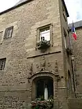 Façade de l'hôtel de ville.