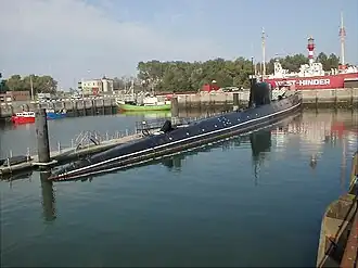 Un sous-marin soviétique de classe Foxtrot se trouvait jusqu'en juin 2019 comme attraction touristique dans le port.