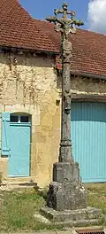La croix de village.