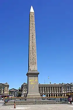 L'obélisque.