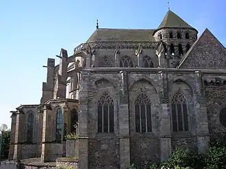 L'abbatiale Saint-Sauveur.
