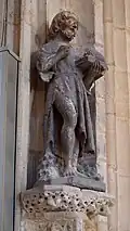 La statue de saint Jean-Baptiste.