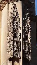 Détail d'un décor sur un contrefort est.