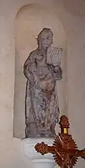 Statue de sainte.